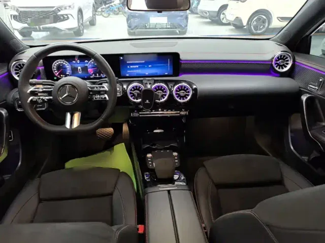 Mercedes-Benz A-Class — Фото автомобиля 9