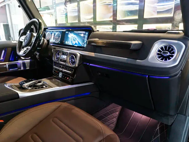 Mercedes-Benz G-Class — Фото автомобиля 14