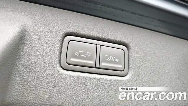 Hyundai Staria Staria 4WD Lounge 9 мест — Фото автомобиля 27