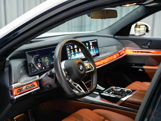 BMW 7 Series — Фото автомобиля 20