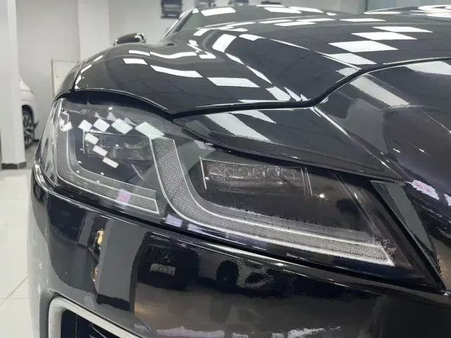 Jaguar XFL — Фото автомобиля 15