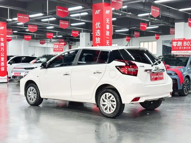 Toyota Vios FS — Фото автомобиля 7