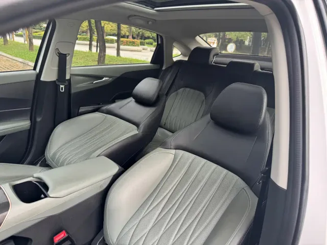 Changan Lamore — Фото автомобиля 9