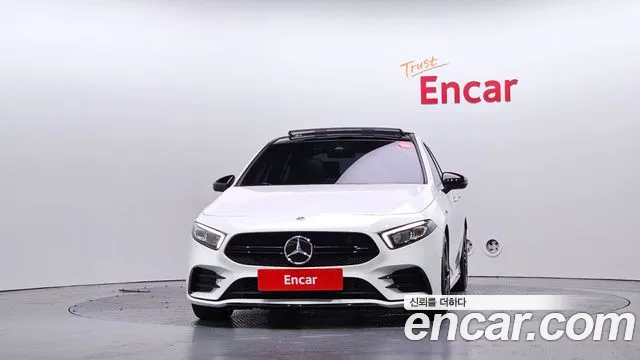 Mercedes-Benz A-Class — Фото автомобиля 3