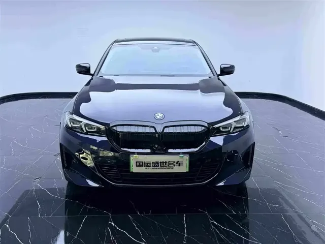 BMW i3 — Фото автомобиля 2
