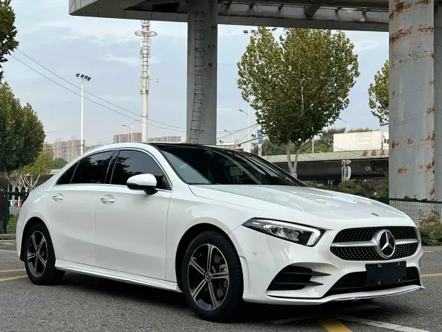 Mercedes-Benz A-Class — Фото автомобиля 3