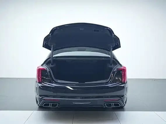 Cadillac CT5 — Фото автомобиля 7