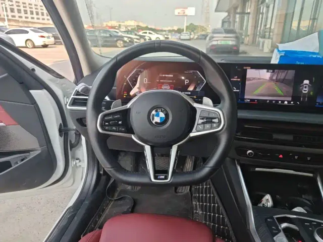 BMW 3 Series — Фото автомобиля 10