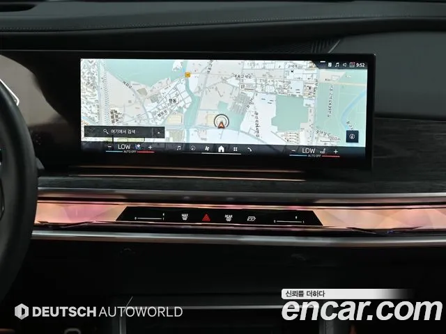 BMW 7-Series — Фото автомобиля 14