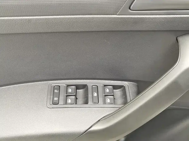 Volkswagen Santana — Фото автомобиля 9