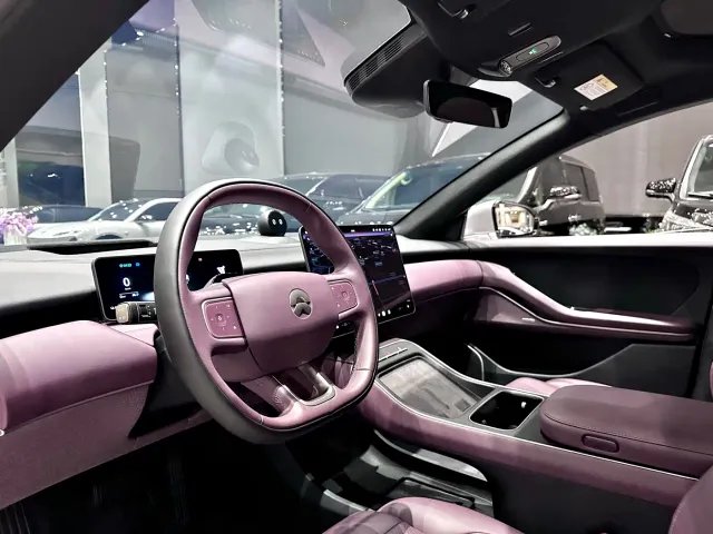 Nio ET5 Touring — Фото автомобиля 14