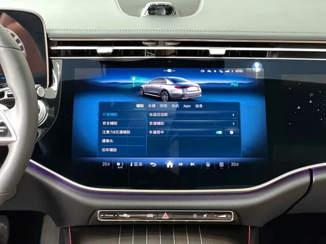 Mercedes-Benz E-Class — Фото автомобиля 6