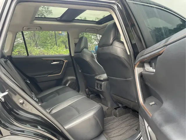 Toyota Wildlander — Фото автомобиля 18