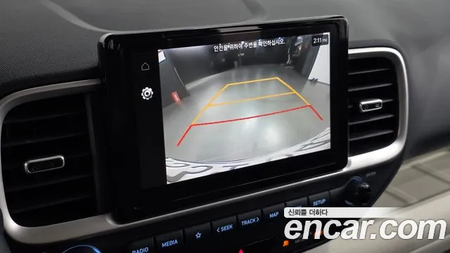 Hyundai Venue — Фото автомобиля 14