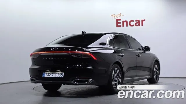 Hyundai Grandeur (New) Hybrid — Фото автомобиля 2