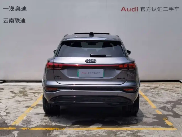 Audi Q6L e-tron — Фото автомобиля 5