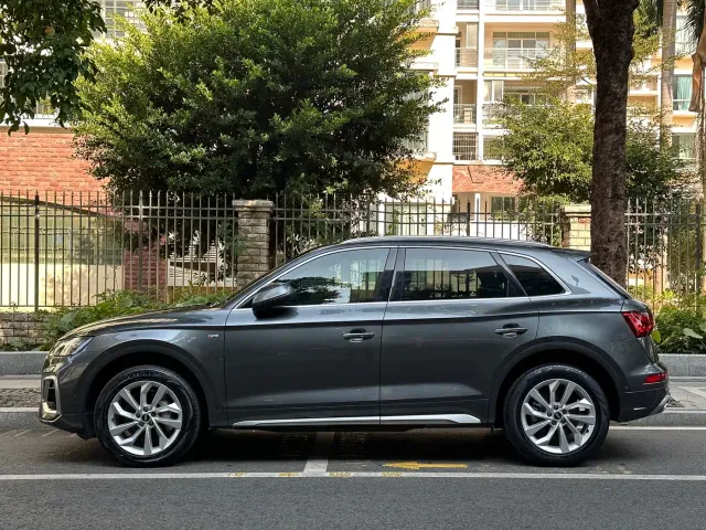 Audi Q5L — Фото автомобиля 15