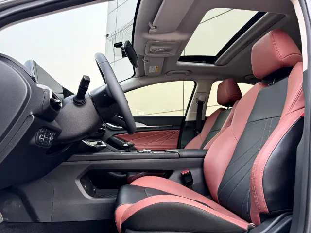 Changan Eado — Фото автомобиля 7