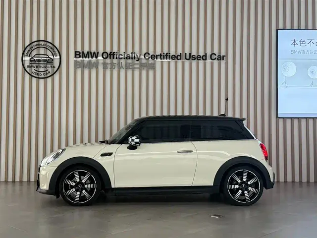 MINI Hatch — Фото автомобиля 3