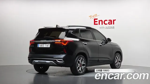 Kia Seltos — Фото автомобиля 2
