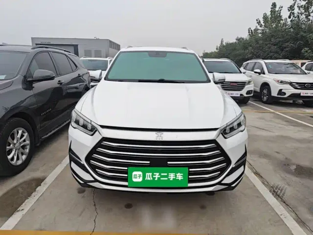 BYD Song Pro — Фото автомобиля 2