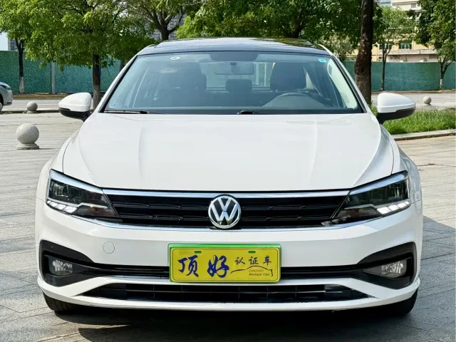 Volkswagen Lamando — Фото автомобиля 2