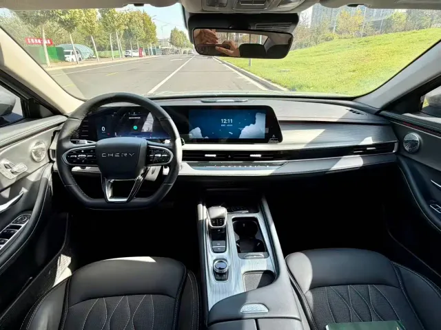 Chery Arrizo 8 — Фото автомобиля 6