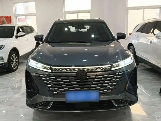 Changan CS75 Plus — Фото автомобиля 2