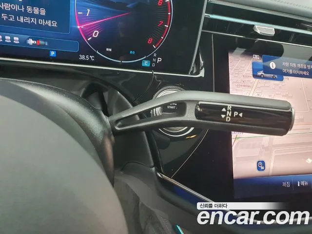 Mercedes-Benz E-Class — Фото автомобиля 8