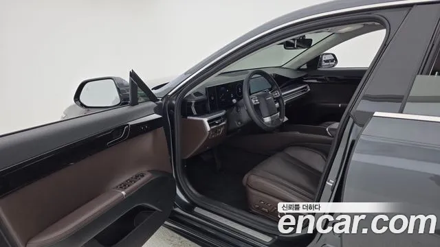 Hyundai Grandeur Grandeur (GN7) 2.5 Бензин 2WD — Фото автомобиля 10