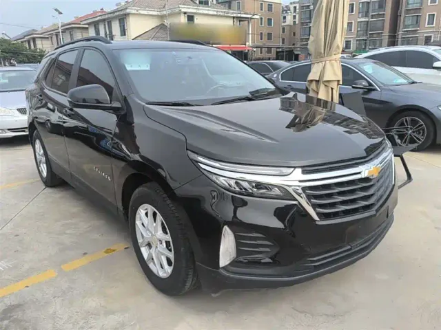 Chevrolet Equinox — Фото автомобиля 3