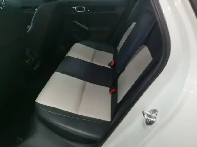 Honda Civic — Фото автомобиля 16