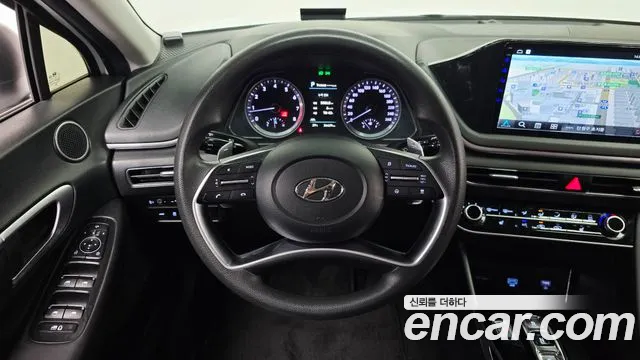 Hyundai Sonata Sonata (DN8) 2.0 LPG(Для проката) — Фото автомобиля 15