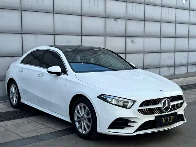Mercedes-Benz A-Class — Фото автомобиля 3