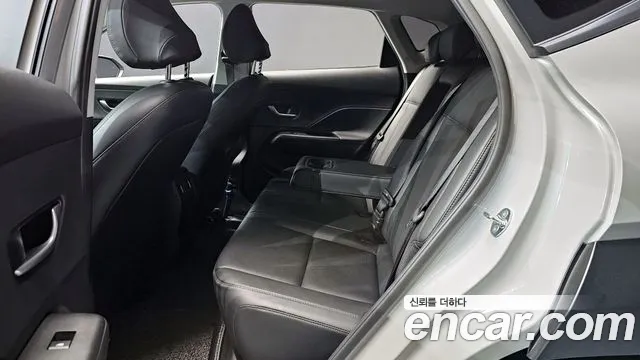 Hyundai Kona SX2 — Фото автомобиля 12