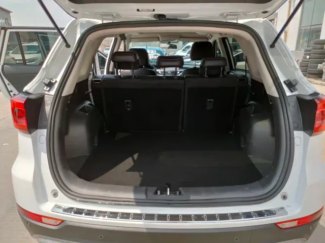 Changan CS75 — Фото автомобиля 16