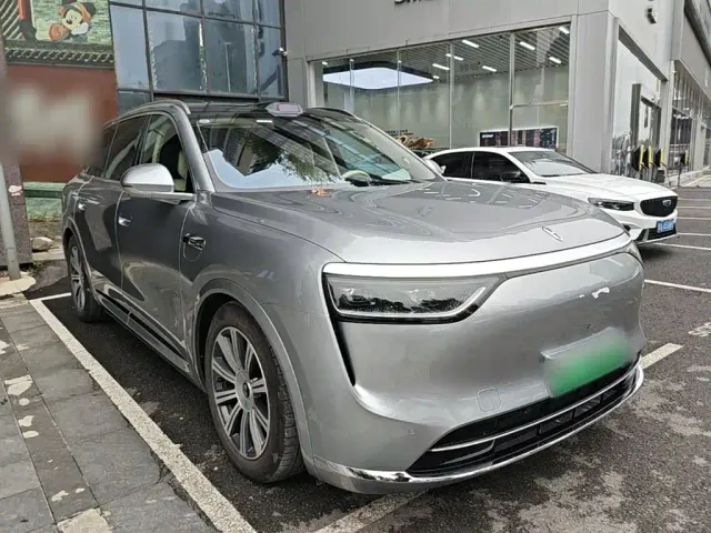 Aito M8 — Фото автомобиля 3