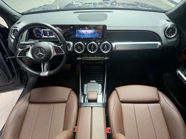 Mercedes-Benz GLB-Class — Фото автомобиля 12