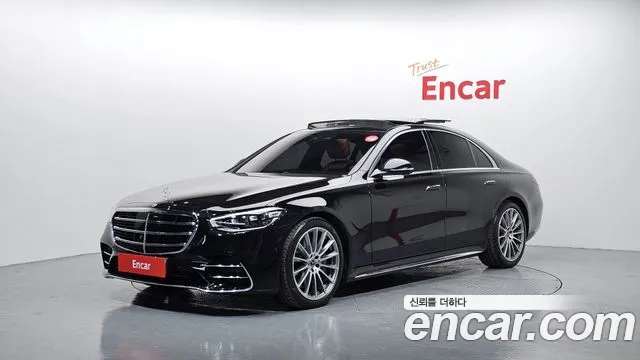 Фотография автомобиля — Mercedes-Benz S-Class