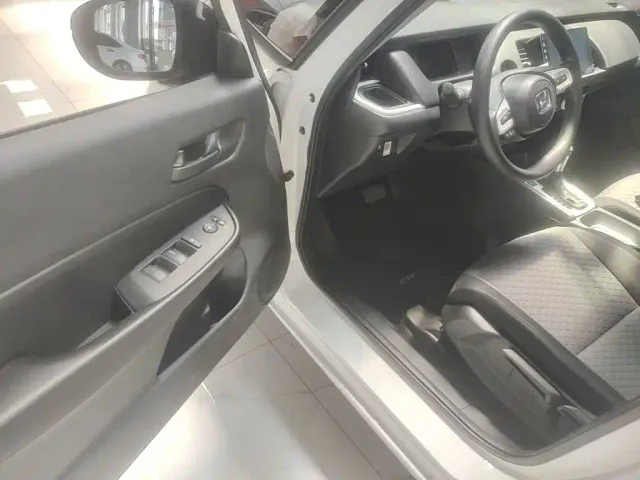 Honda Fit — Фото автомобиля 15