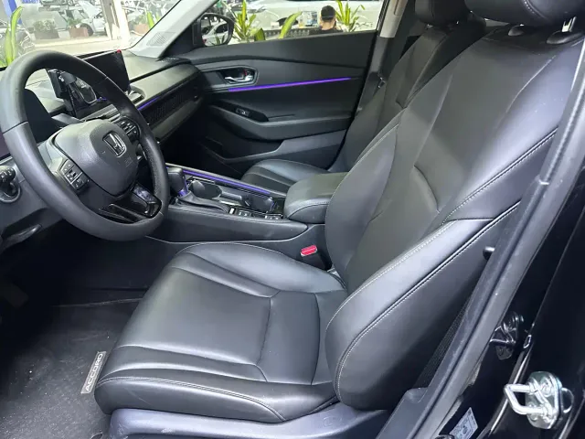 Honda Accord — Фото автомобиля 4