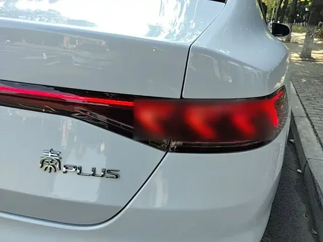 BYD Qin PLUS — Фото автомобиля 7
