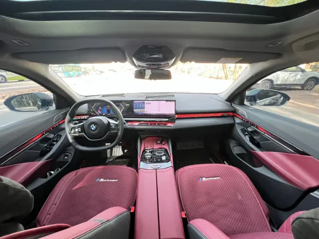 BMW 5 Series — Фото автомобиля 5