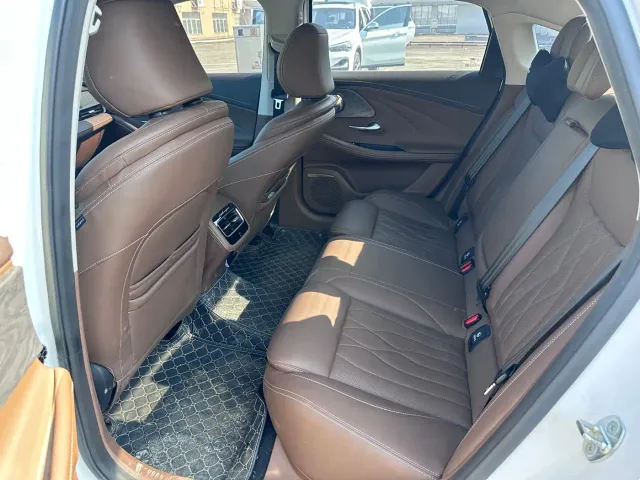 Chery Arrizo 8 — Фото автомобиля 9