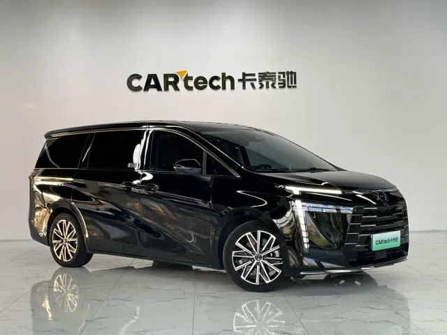 GAC Trumpchi E8 — Фото автомобиля 2