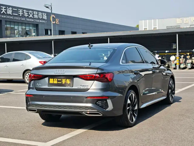 Audi A3 — Фото автомобиля 4