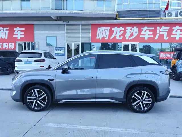 BYD Song L DM-i — Фото автомобиля 3