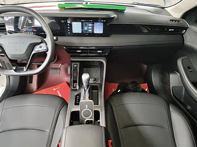 Roewe i5 — Фото автомобиля 12