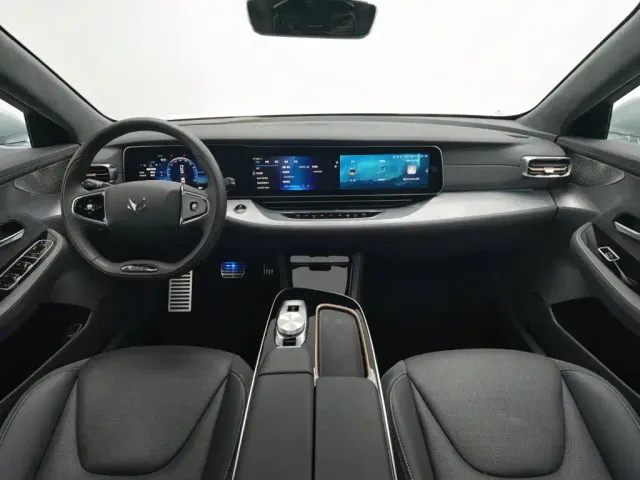 ARCFOX Arcfox Alpha S 2021 708S+ 160kW — Фото автомобиля 5