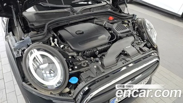 Mini Cooper Cooper 5 дверей Classic — Фото автомобиля 6